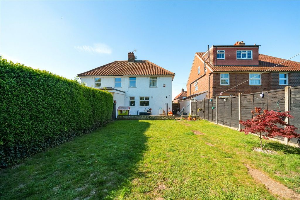 Property photo 2 of 14 Picture No. 11