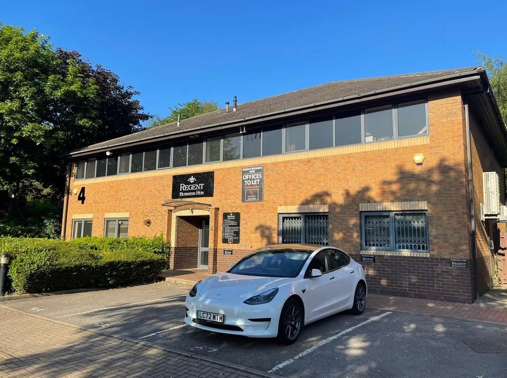 Property photo 1 of 5 Pavilion Business Centre  External.Jpg