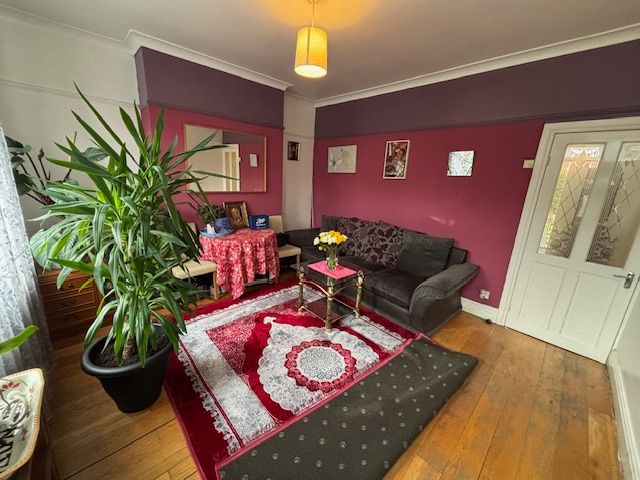 Property photo 3 of 11
