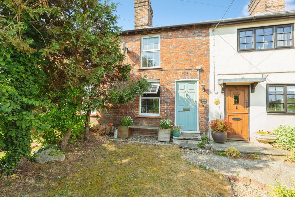 Property photo 1 of 17 2026-08-26-89Wycombelanewooburngreenhighwycombehp100Hj-1932256-6538