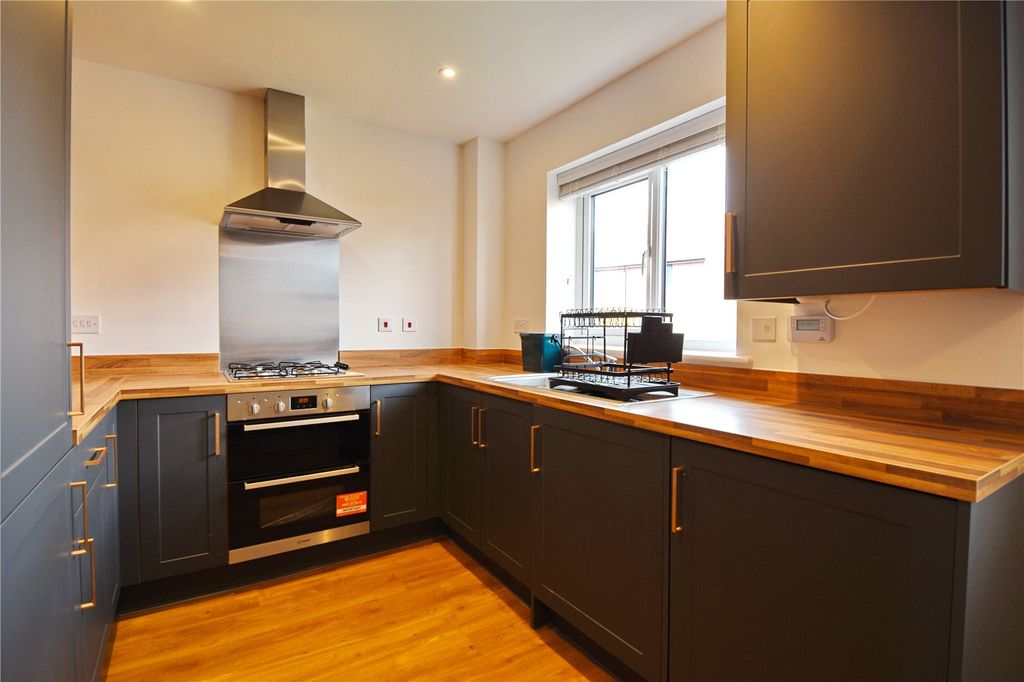 Property photo 3 of 14 Picture No. 07