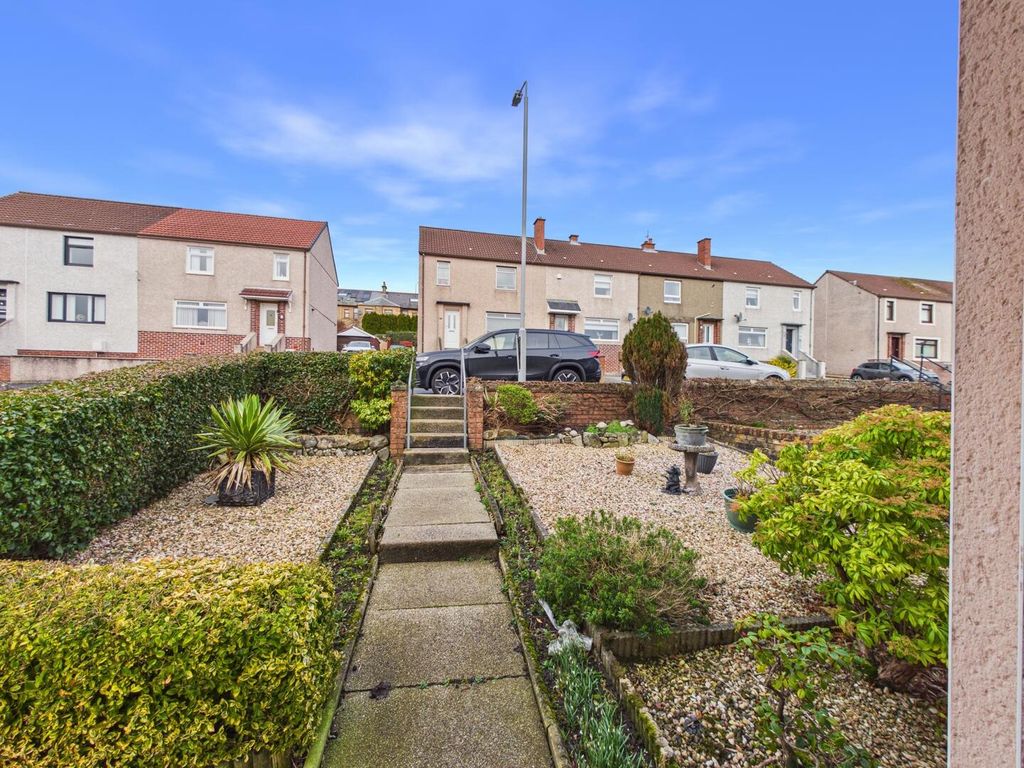 Property photo 2 of 24 Front Garden