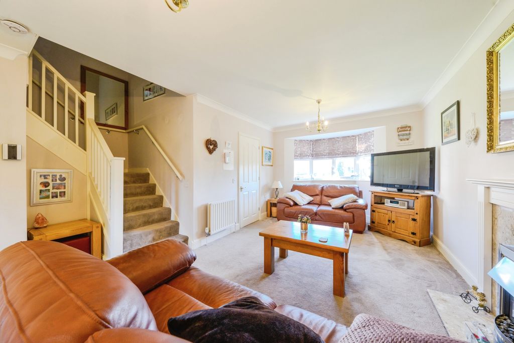 Property photo 3 of 15