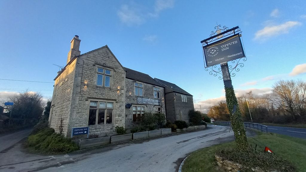 Property photo 1 of 10