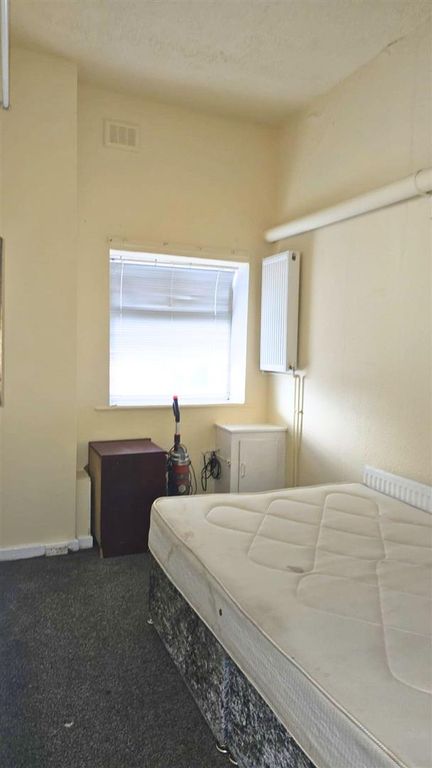 Property photo 3 of 7 9d2d6323-E6Ec-446E-978F-d45Ff395B69B.Jpg