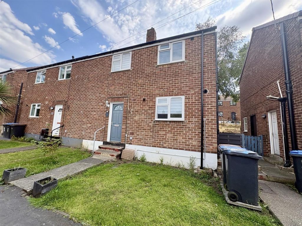 Property photo 1 of 9
