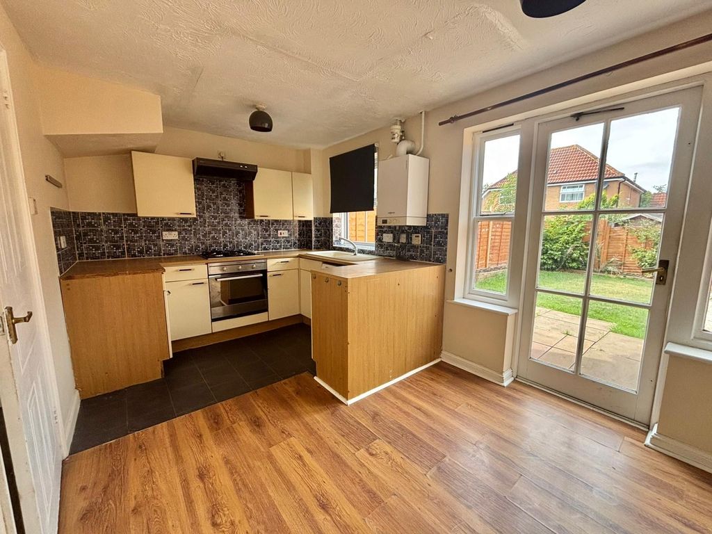 Property photo 3 of 13