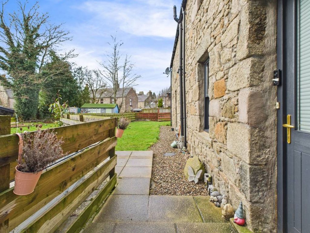 Property photo 1 of 30