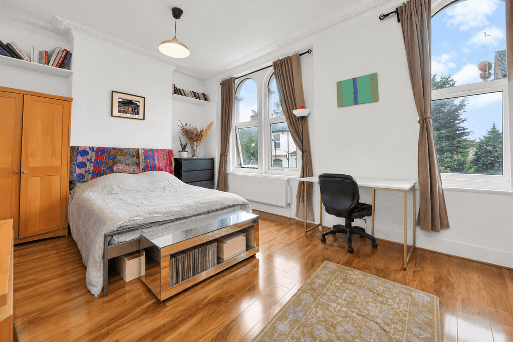 Property photo 3 of 21 31 Glenarm 10