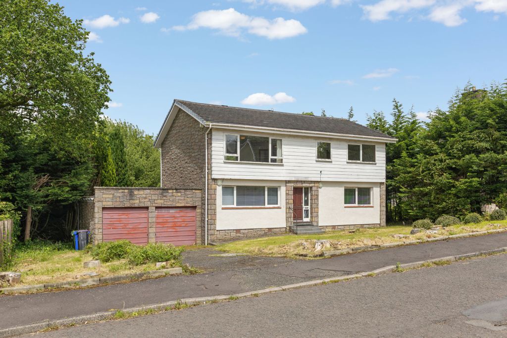 Property photo 1 of 43
