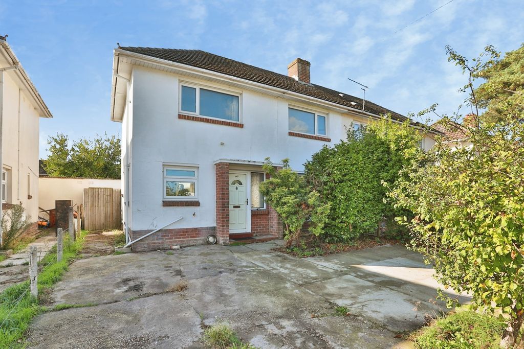 Property photo 1 of 17 Front