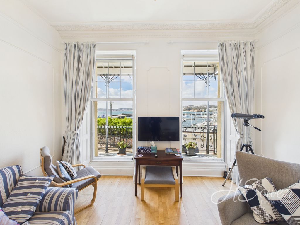 Property photo 2 of 17 Photo 9