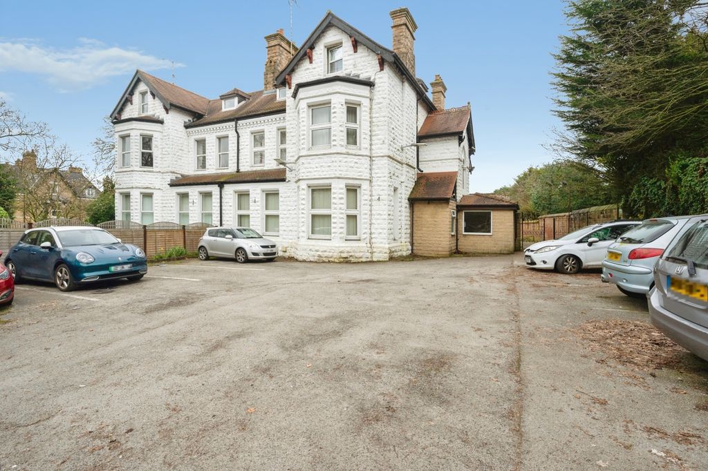 Property photo 1 of 17 Pbox-Img.Jpg