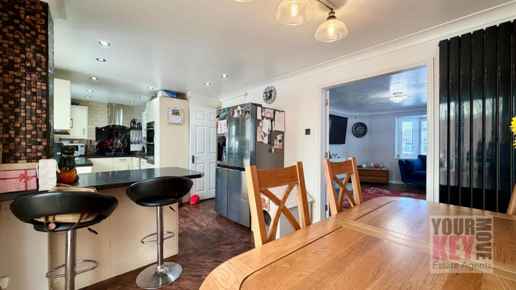 Property photo 1 of 37