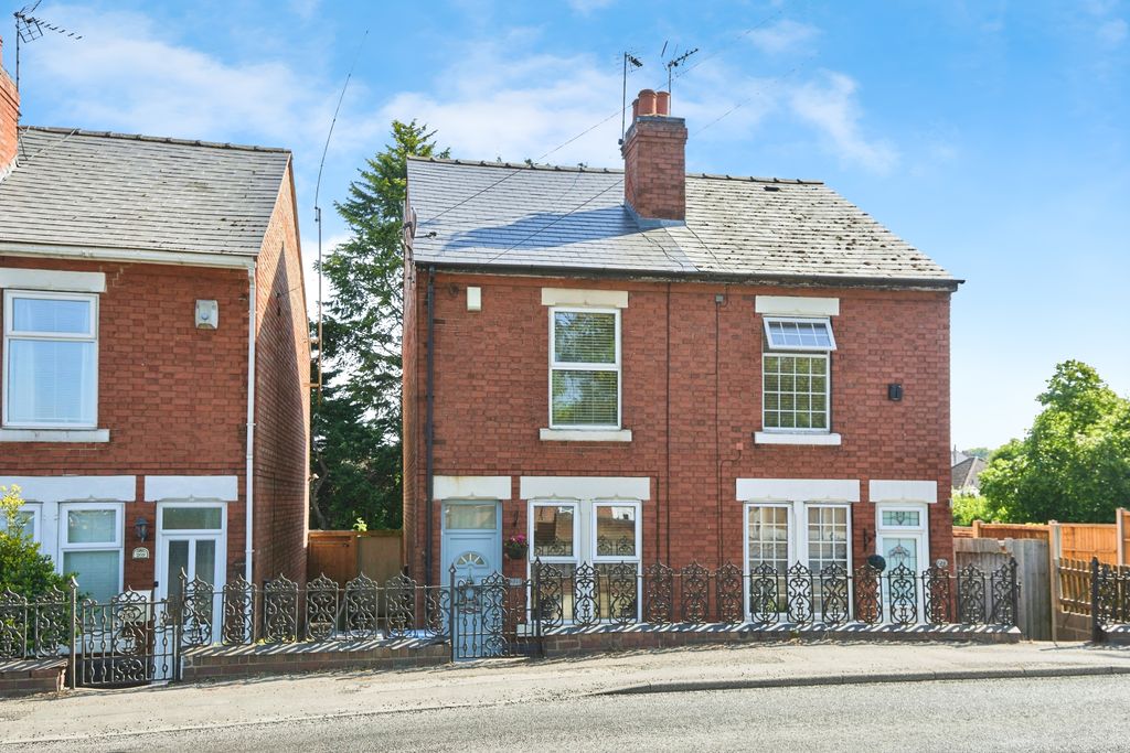 Property photo 1 of 11 Front