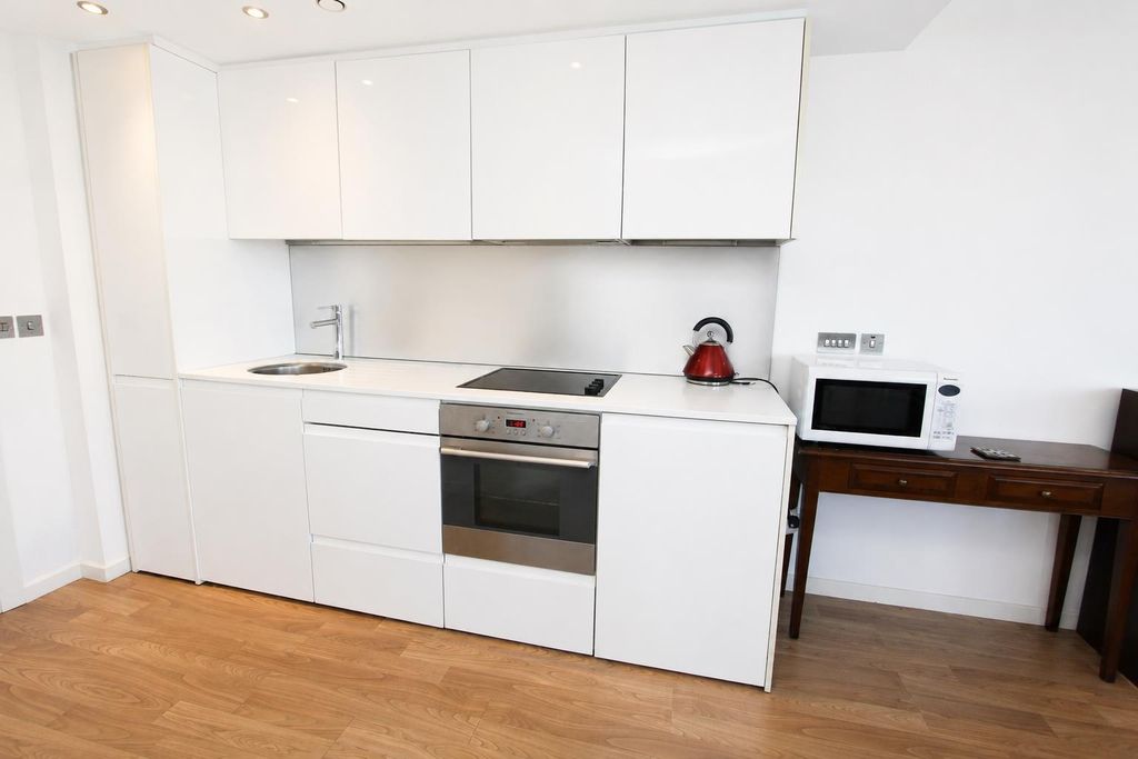 Property photo 3 of 10 Modern Sleek Kitchen With Integrated Appliances...