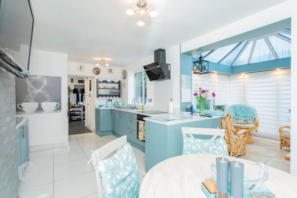 Property photo 3 of 30 Picture No. 28