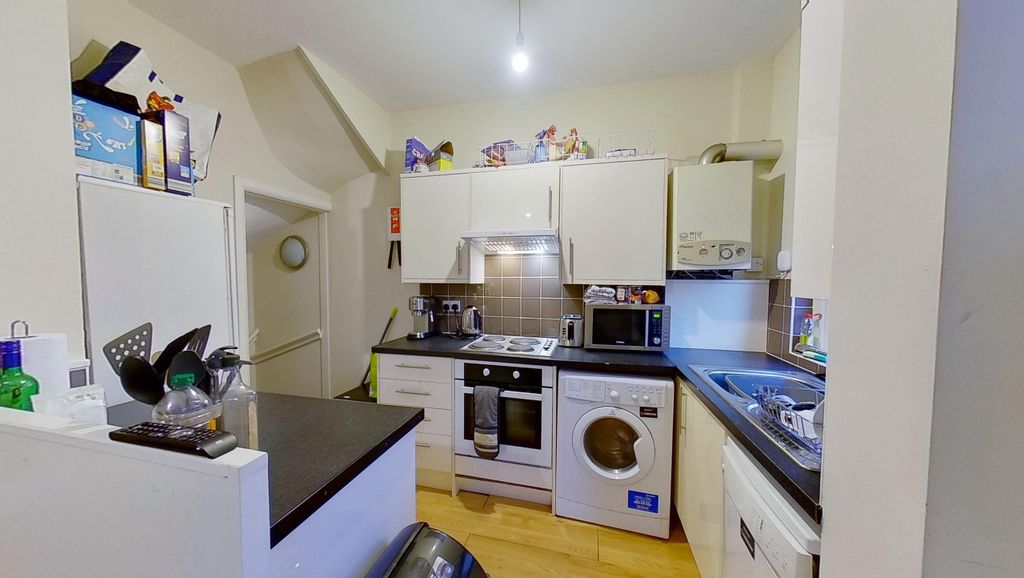 Property photo 3 of 10 St-Anns-Avenue-10102024165823.Jpg
