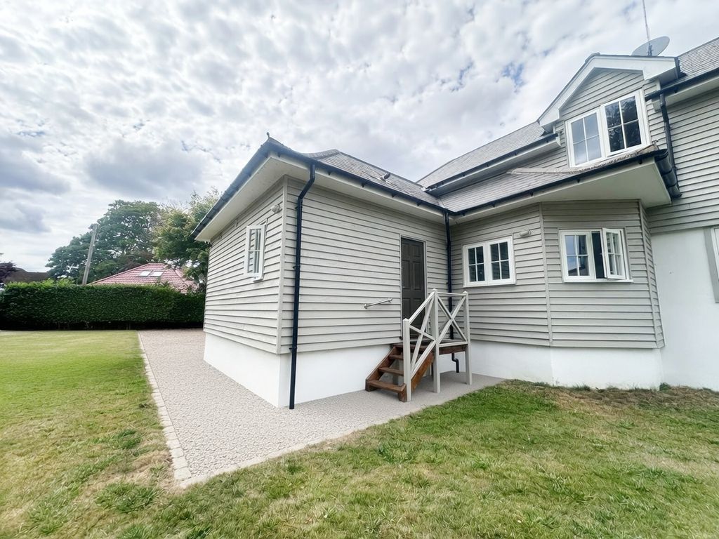 Property photo 1 of 7 Bvd8K