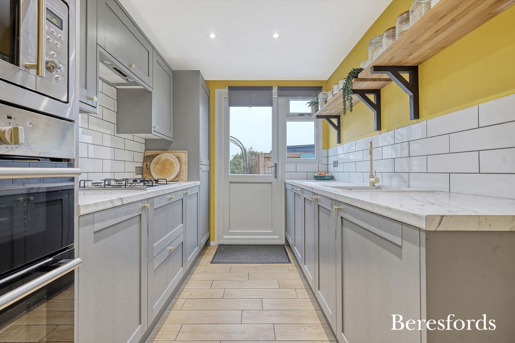 Property photo 2 of 21 Picture No. 38