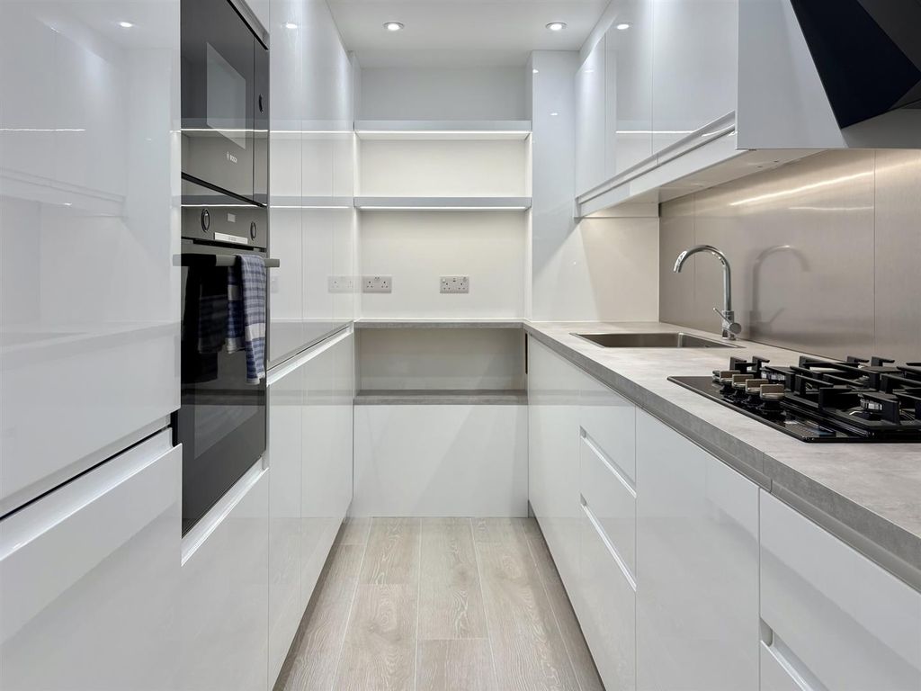 Property photo 2 of 20 692Ec5c9Fef2Ec64Ae50E798_3Fe50B971Da1Bcc9Abbccf2B0