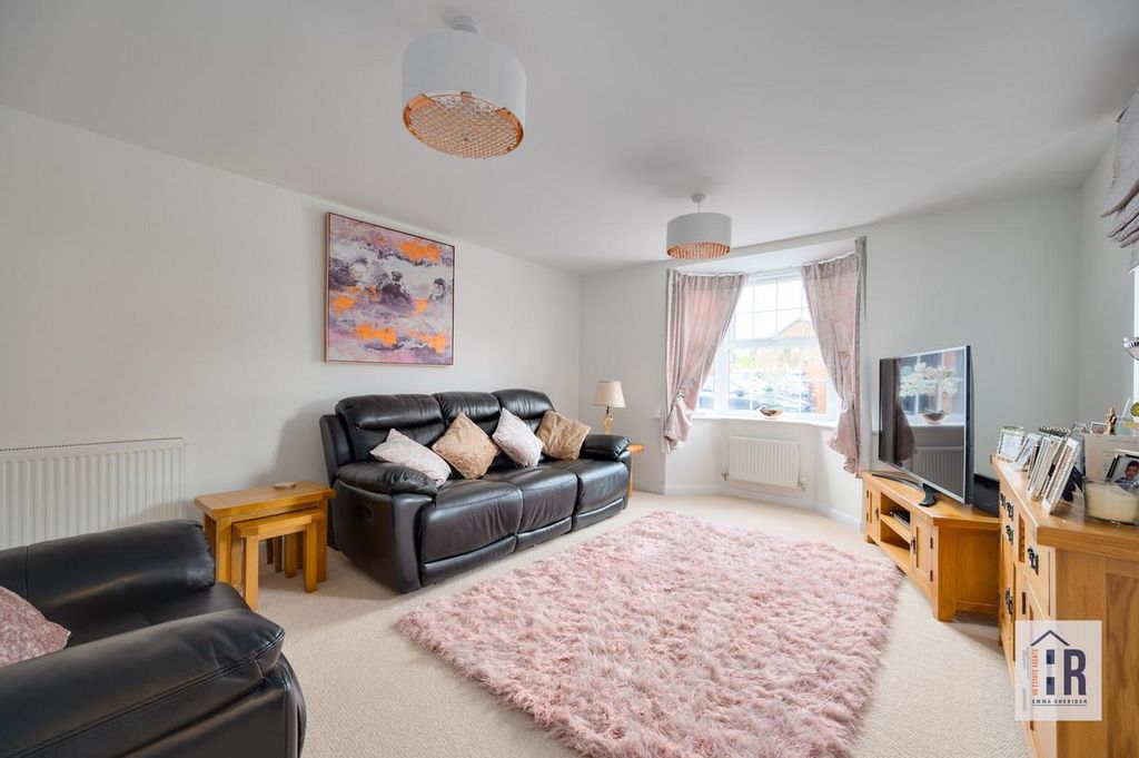 Property photo 3 of 24