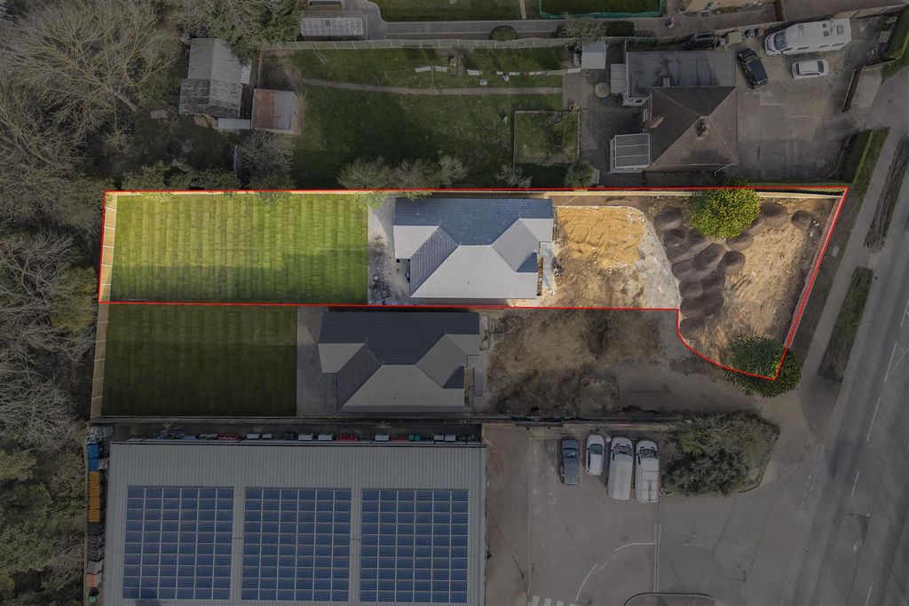 Property photo 3 of 10 Home_15.Jpg