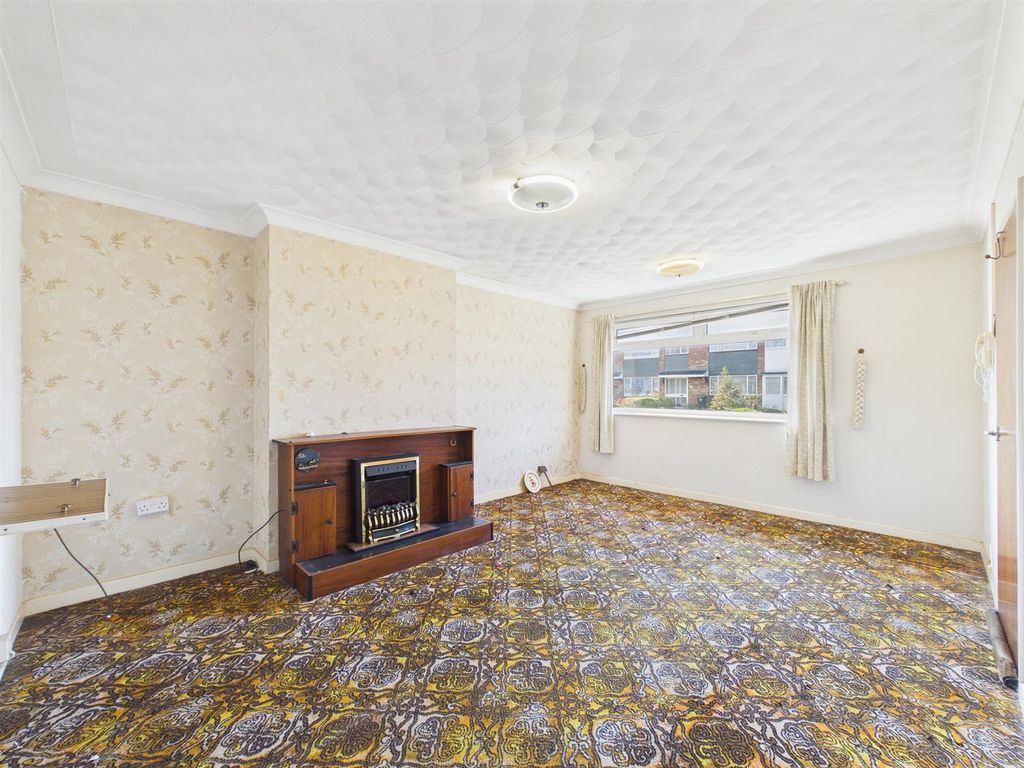 Property photo 2 of 13 2 - Bungalow In Yate.Jpg