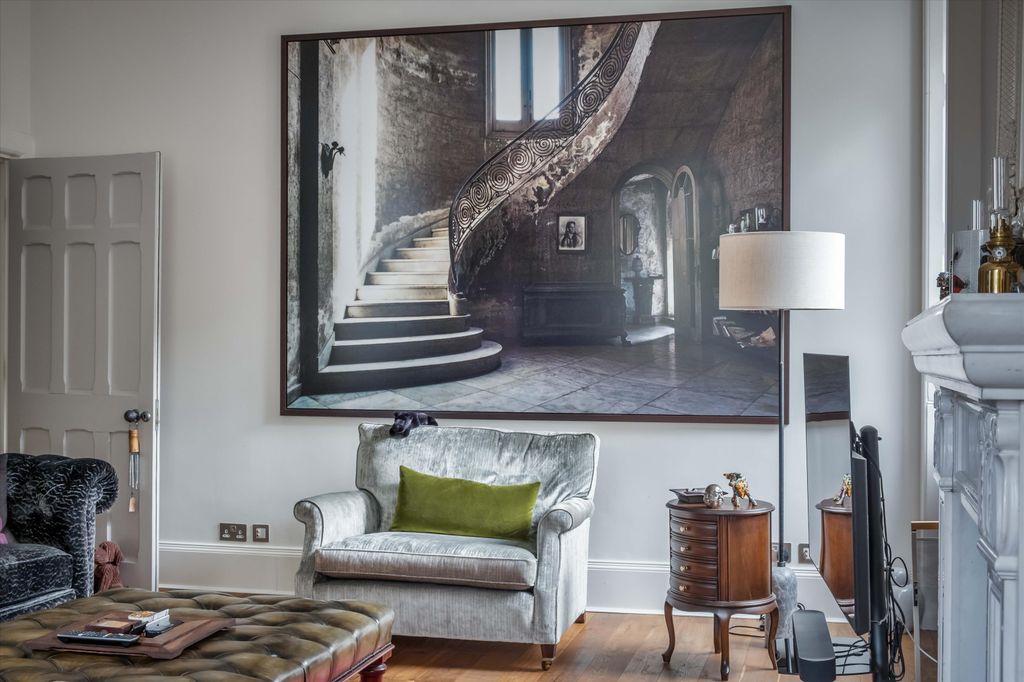 Property photo 2 of 13 Image