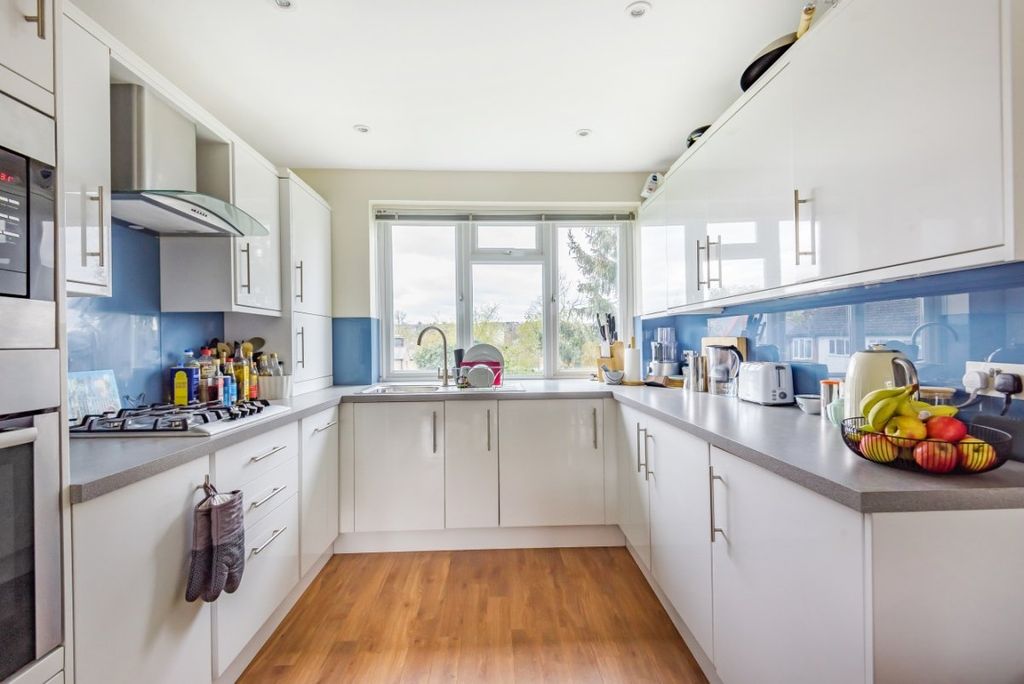 Property photo 2 of 6 829379 (3)