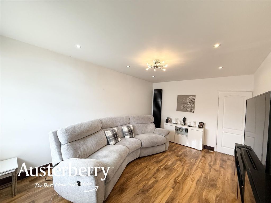 Property photo 3 of 17 Img_7156 2.Jpg