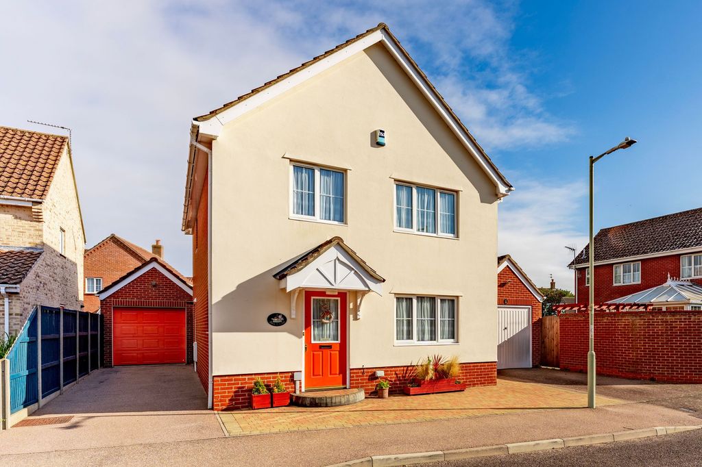 Property photo 1 of 25