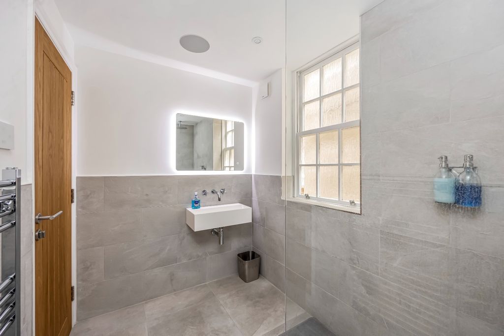 Additional image 10 of 2 bed semi-detached house for saleCharles Street, Brighton, East Sussex BN2