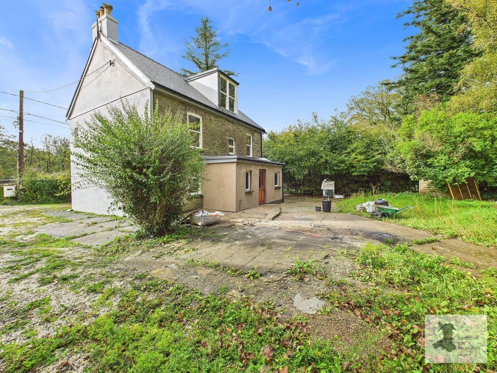 Property photo 3 of 36