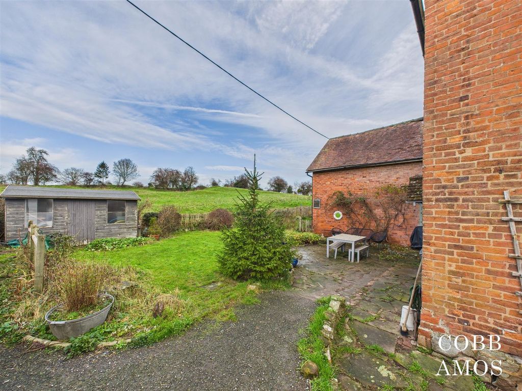 Property photo 3 of 14 Cam02803G0-Pr0245-Still013.Jpg