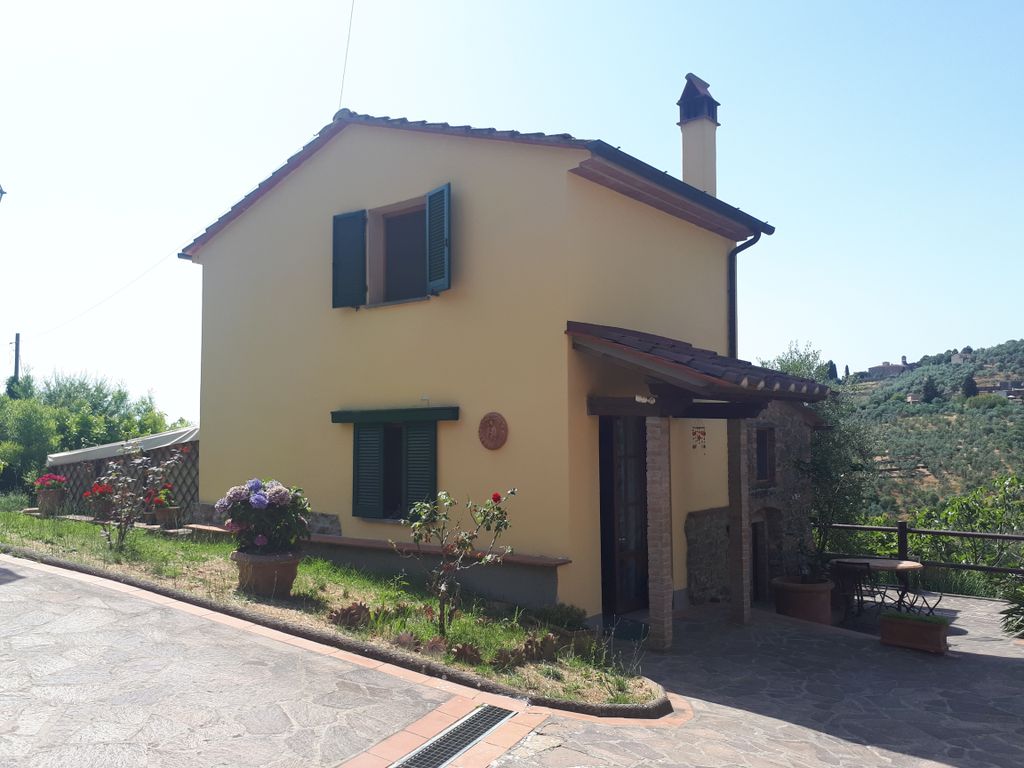 Property photo 2 of 14