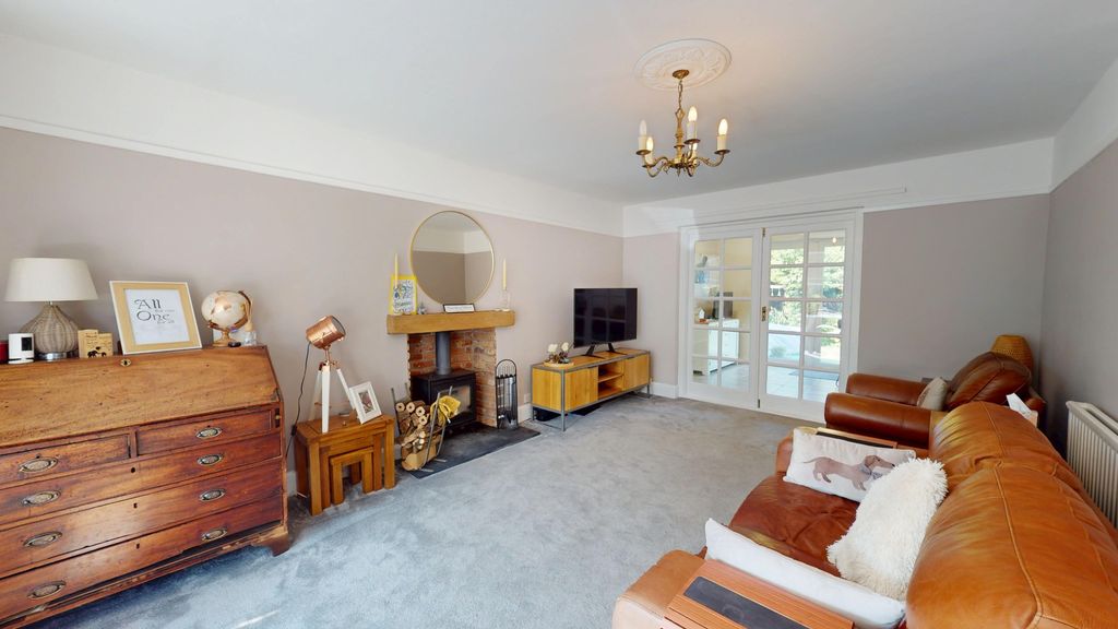 Property photo 3 of 40 4170064