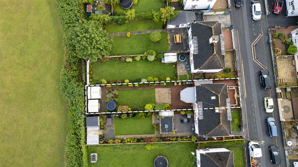 Property photo 2 of 19 Picture No. 02