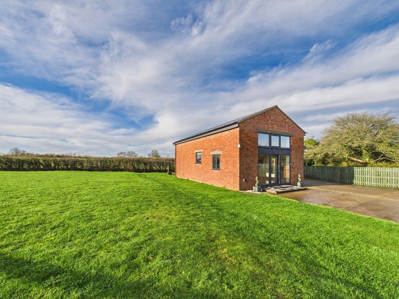 Property photo 2 of 22 Photo 13