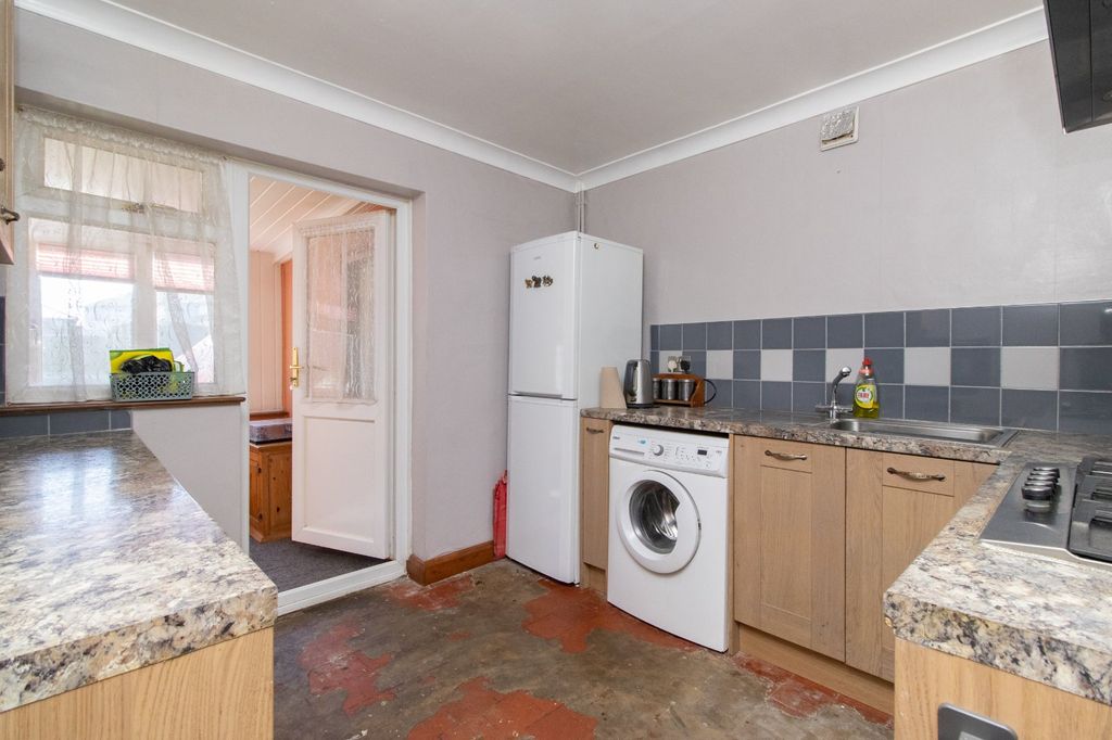 Property photo 3 of 11 Picture 3