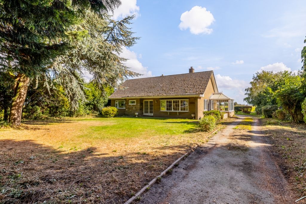 Property photo 1 of 32 Elmdene (Old Leake)-7