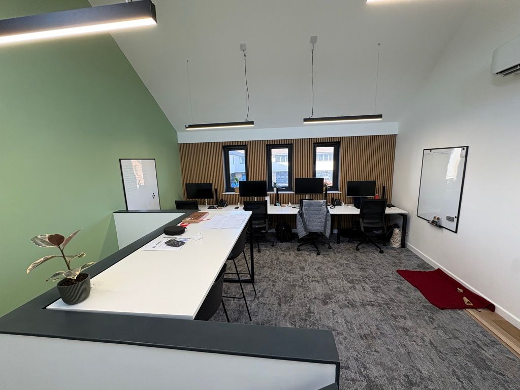 Property photo 2 of 8 Photo 4