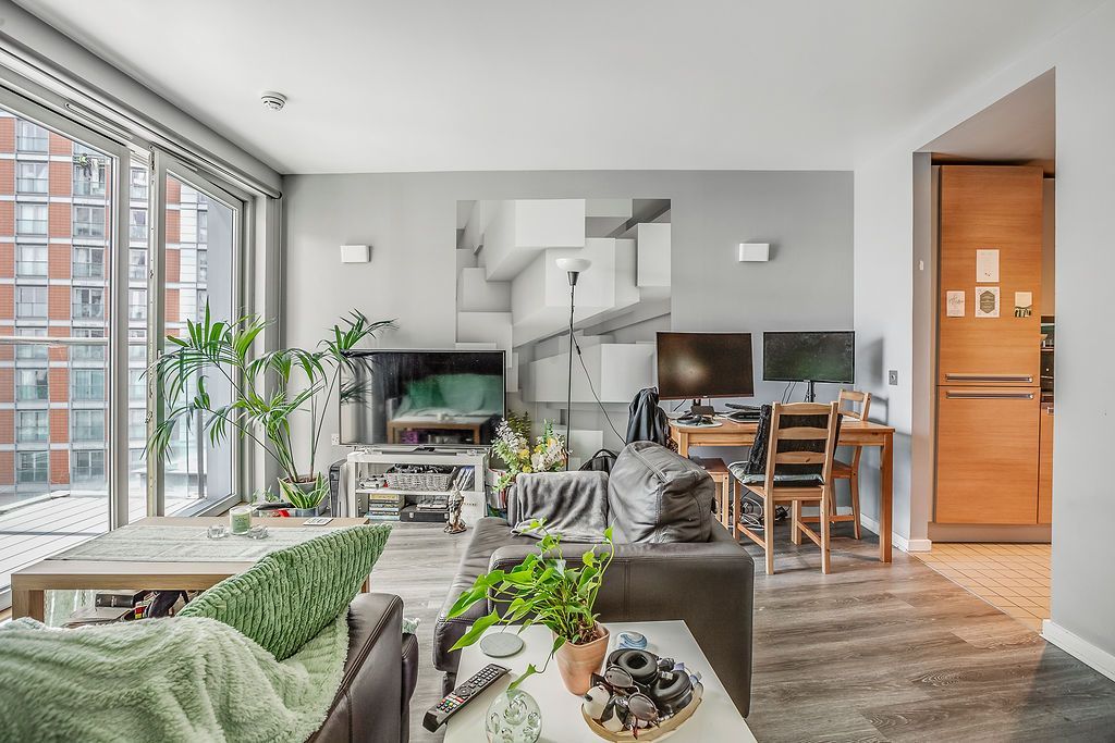 Property photo 2 of 23