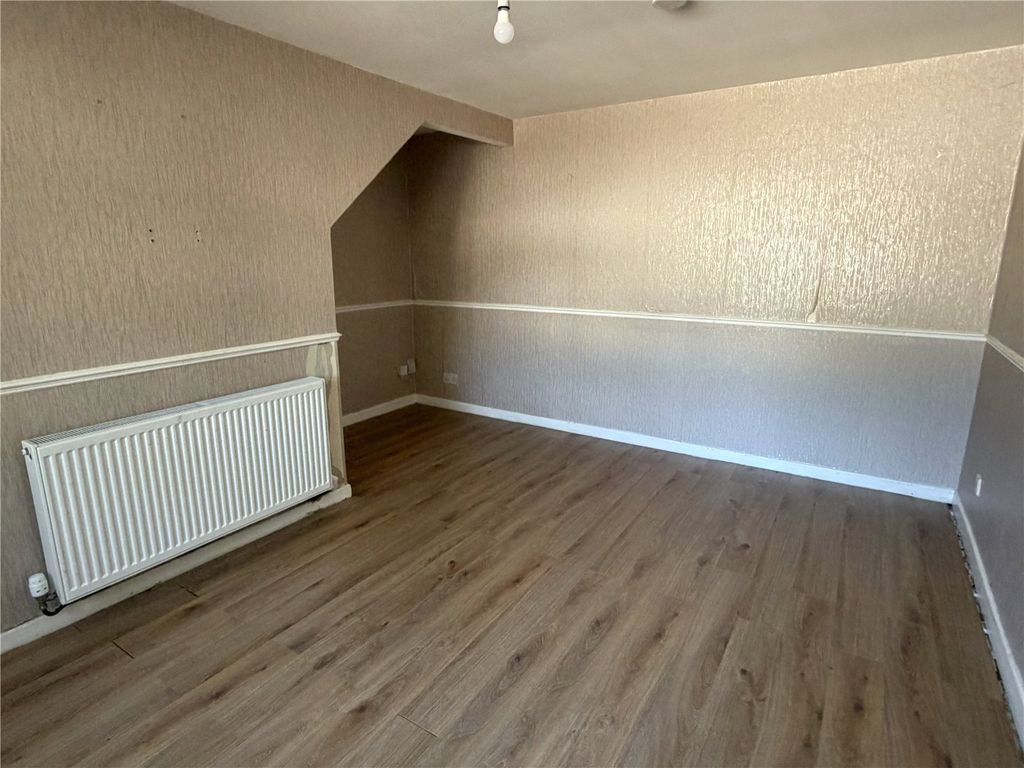 Property photo 2 of 14 Picture No. 02