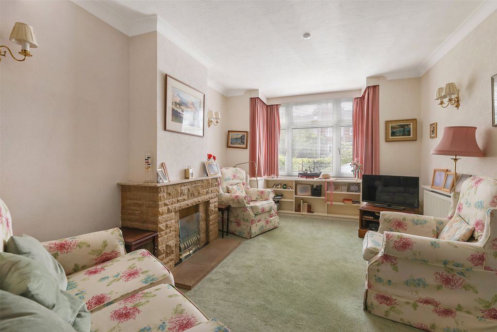 Property photo 2 of 15 Picture No. 05