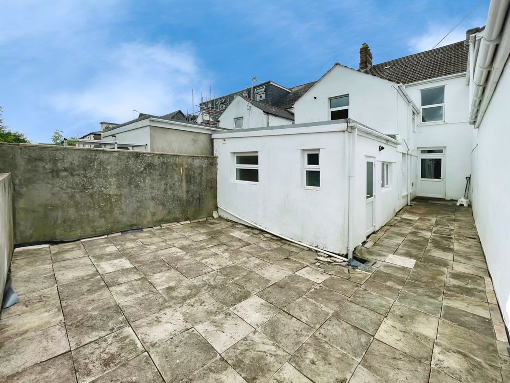 Property photo 2 of 22 Image