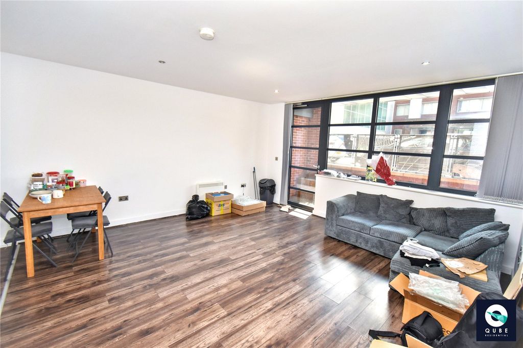 Property photo 2 of 15 Picture No. 03