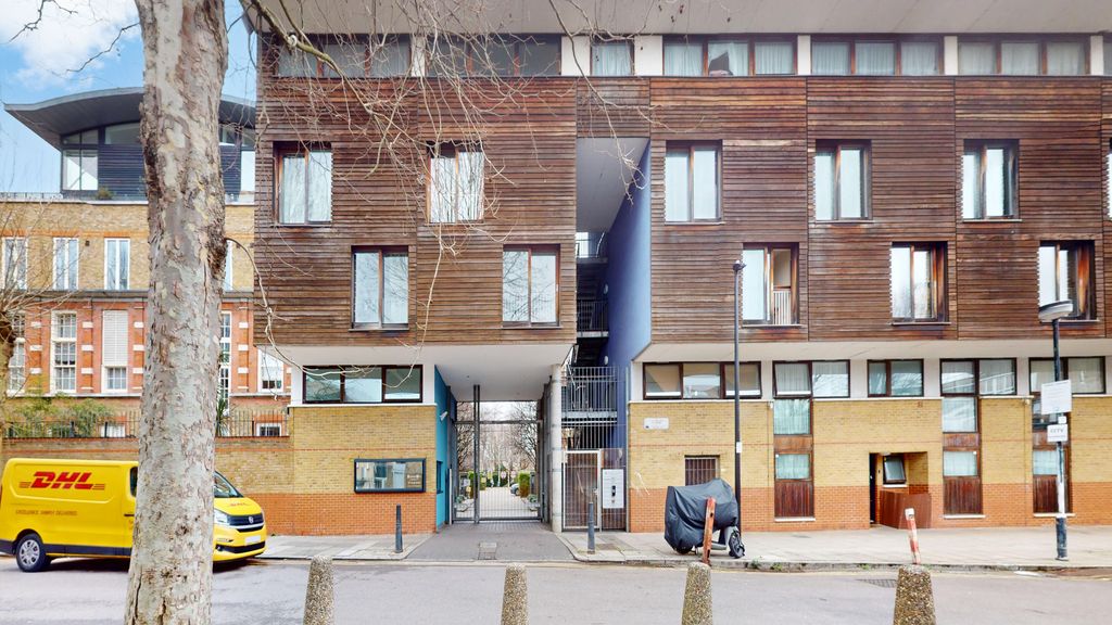 Property photo 1 of 25