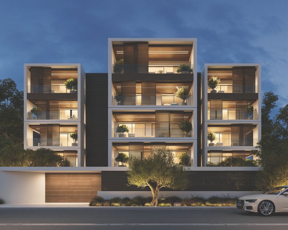 Property photo 2 of 8