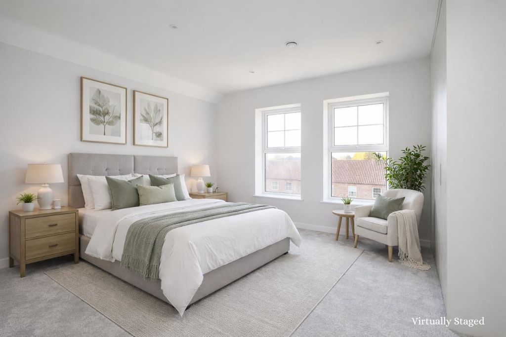 Property photo 1 of 16 Bedroom Two